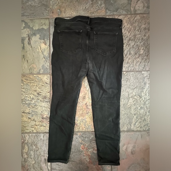 Old Navy - Rockstar Super Skinny built in warmth black jeans - Picture 2 of 6